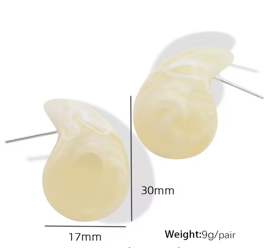 Aretes “Gotas Marmoleadas” – Colores Vibrantes para Brillar