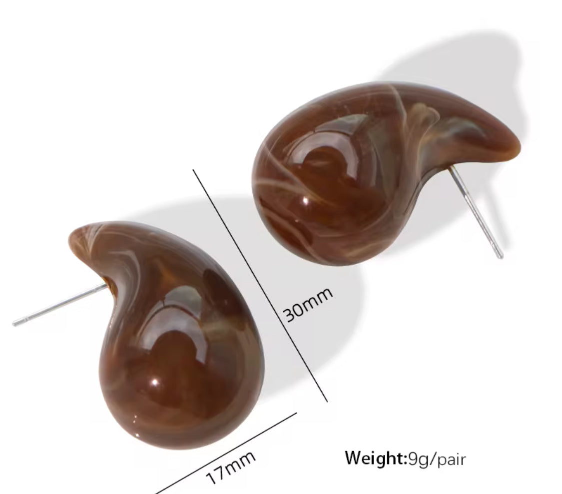 Aretes “Gotas Marmoleadas” – Colores Vibrantes para Brillar