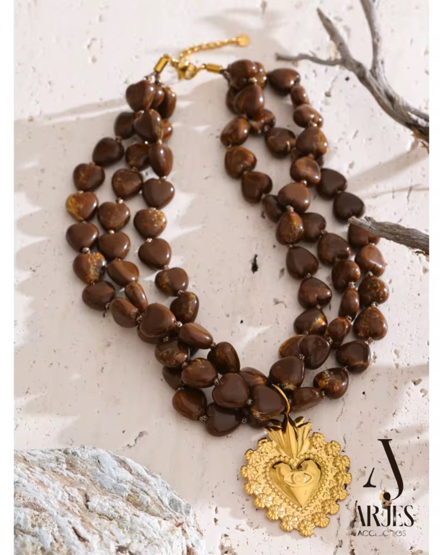 Collar Corazon de Tierra