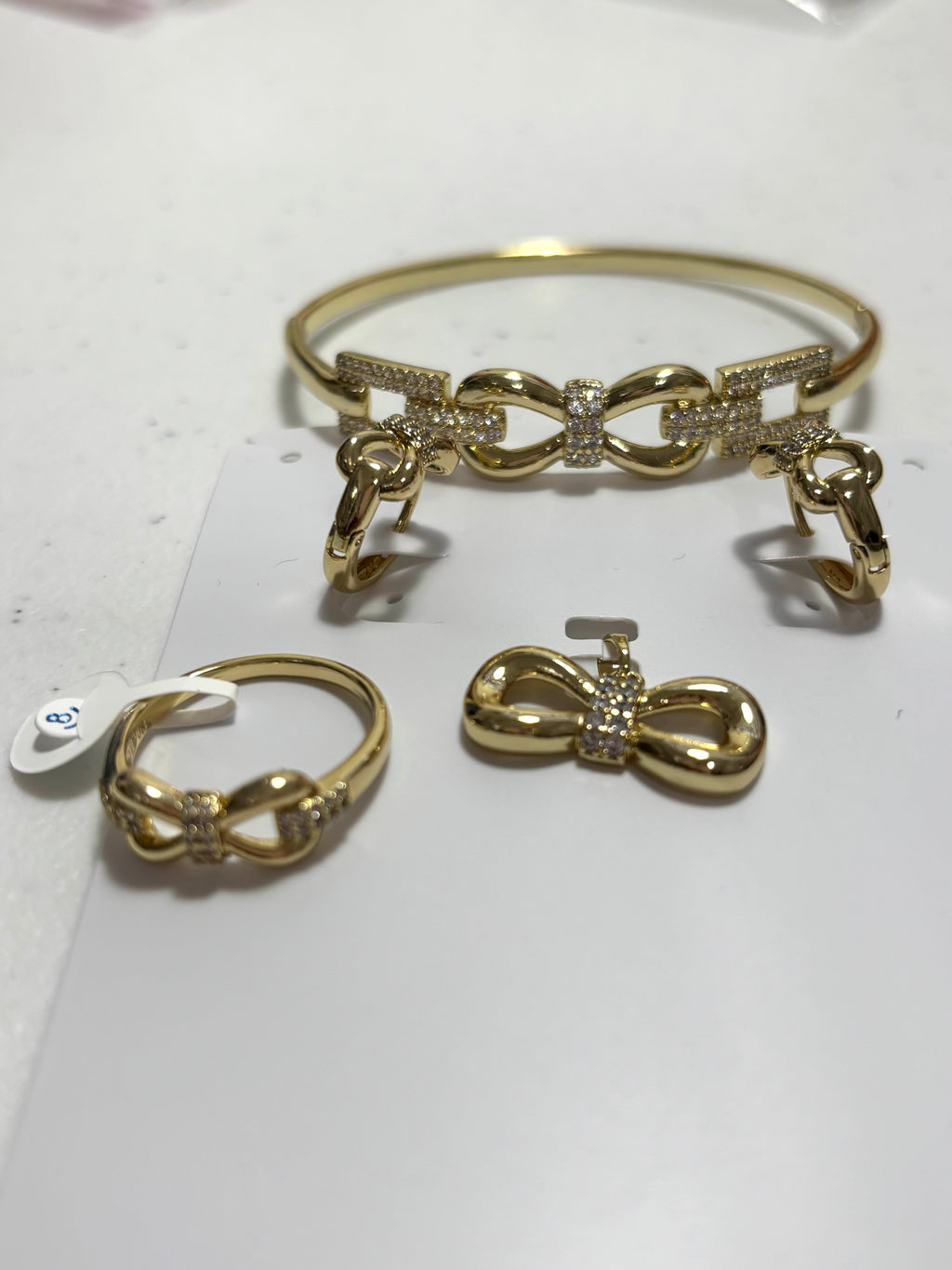Set corbatin circonia