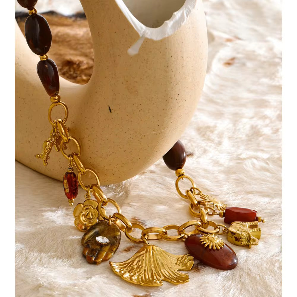 Collar Tierra Mística Dorada ✨🤎
