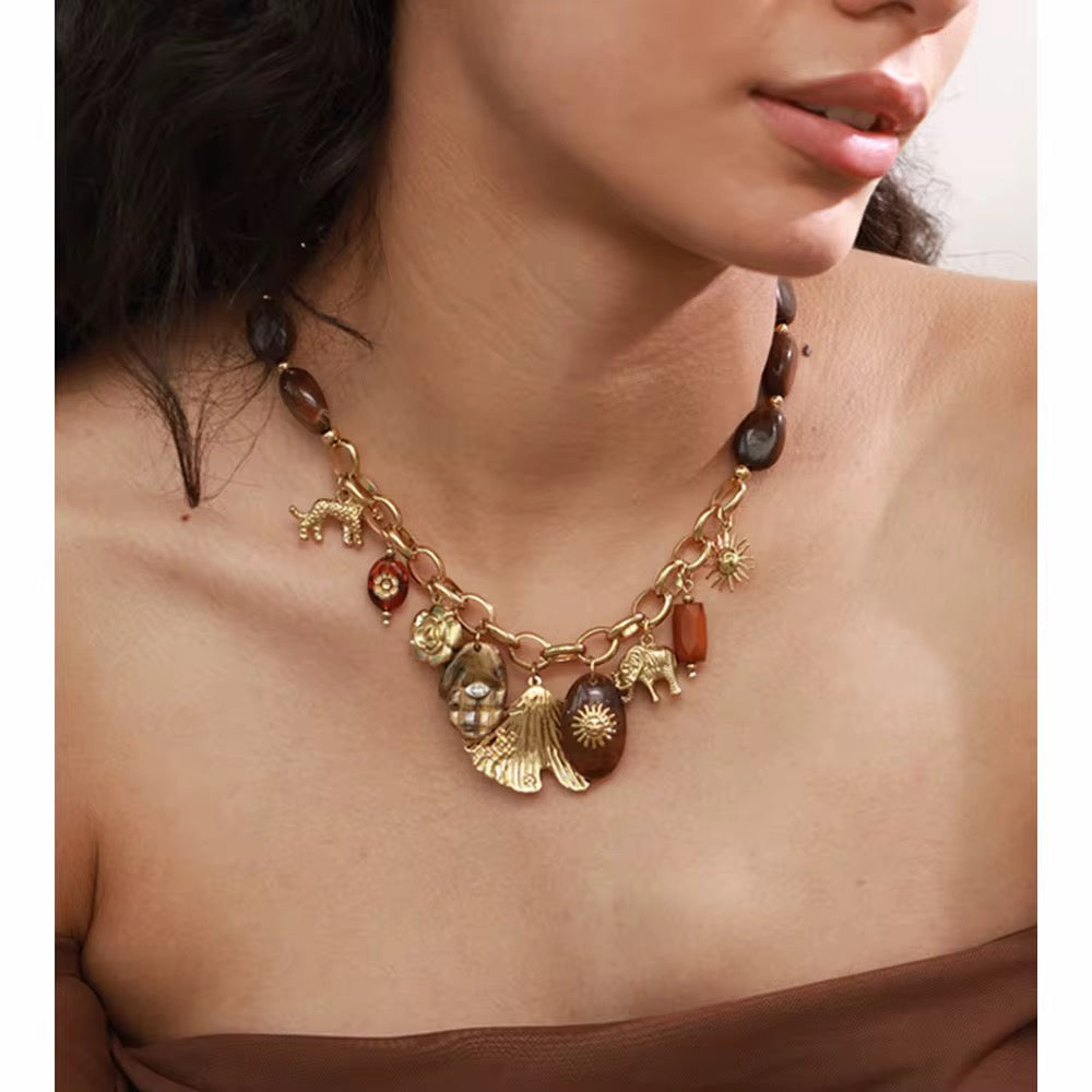 Collar Tierra Mística Dorada ✨🤎