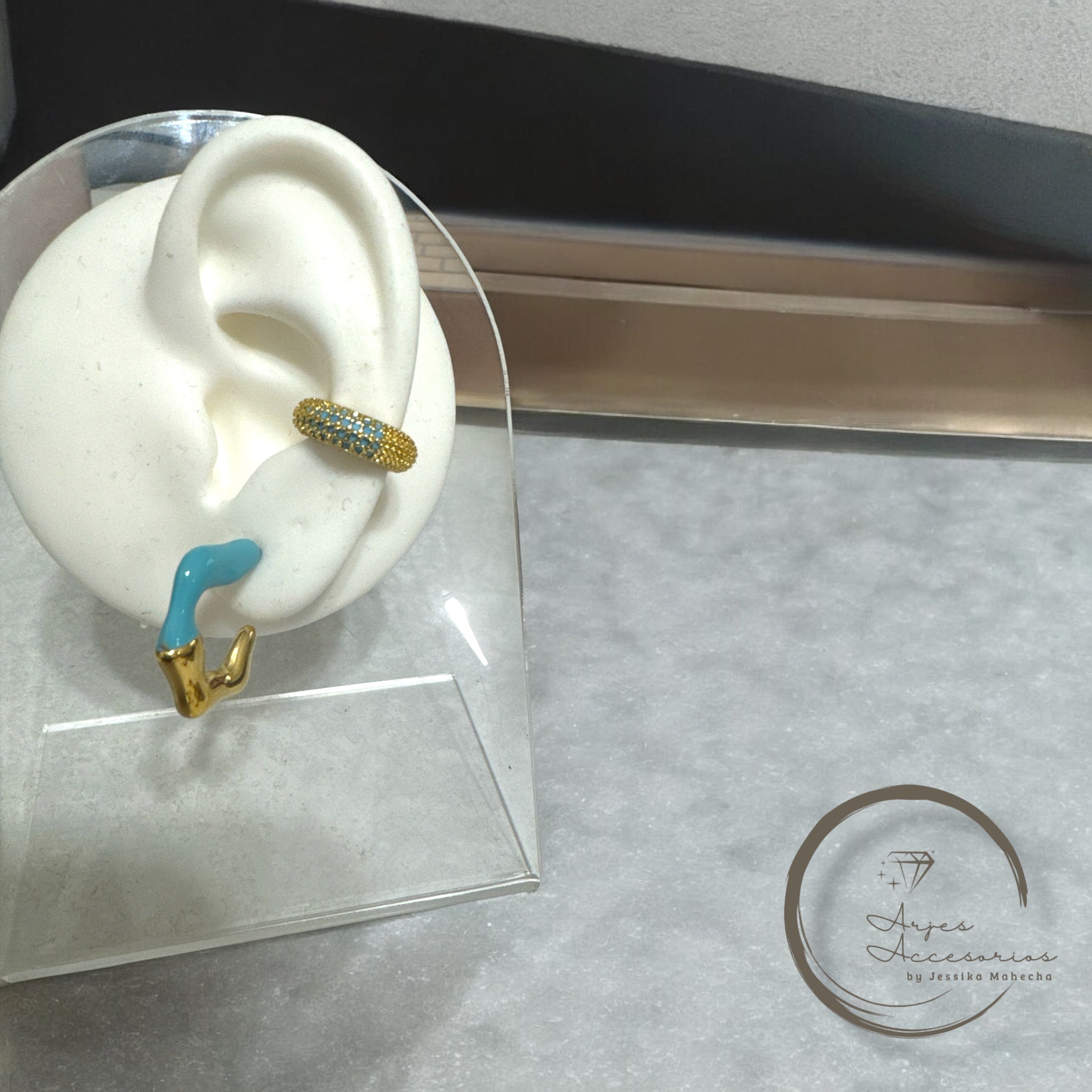 Aretes Curve Colors