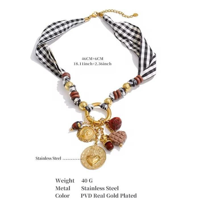 Collar Vintage Charm Chic