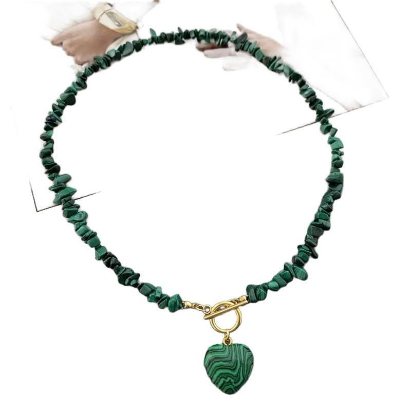 Corazón de Malaquita Necklace with Green Stone and Gold Color Charm