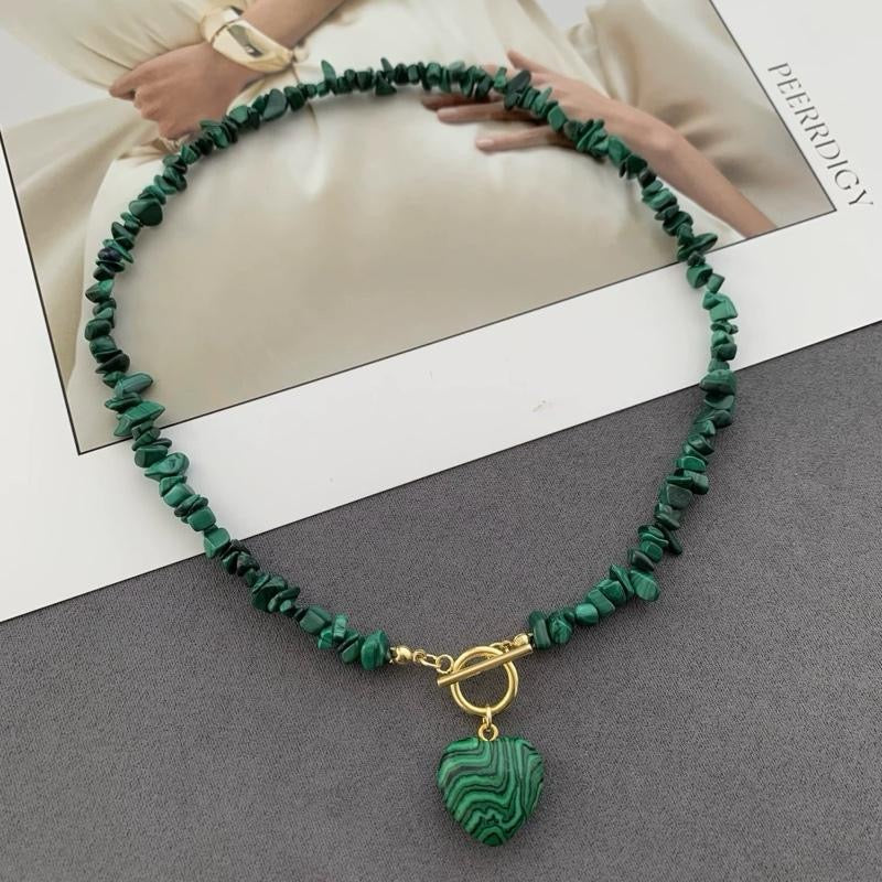 Corazón de Malaquita Necklace with Green Stone and Gold Color Charm