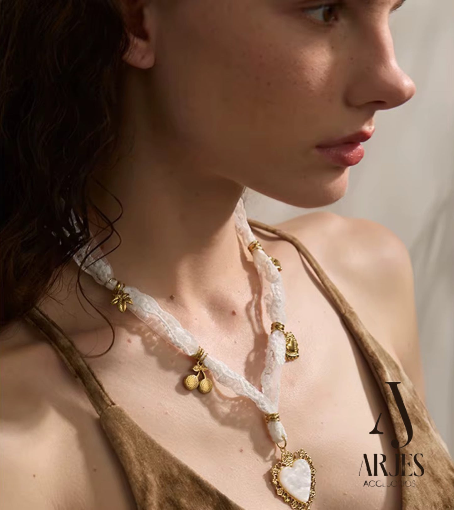 Collar Encanto Vintage